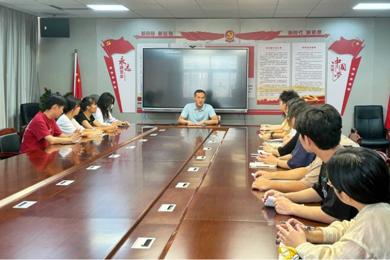 党建之声｜谈心谈话明初心 凝心聚力担使命——商学院党支部开展新发展党员谈心谈话活动