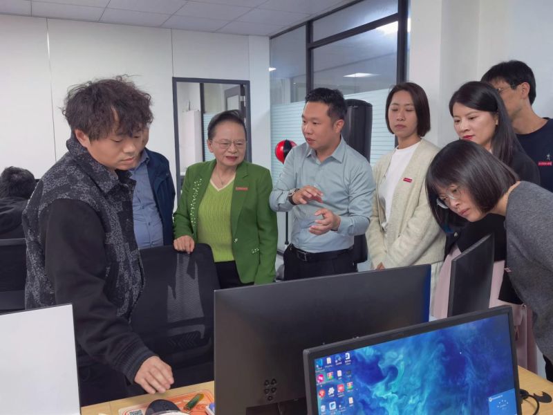访企拓岗促就业——走访乐享瑜