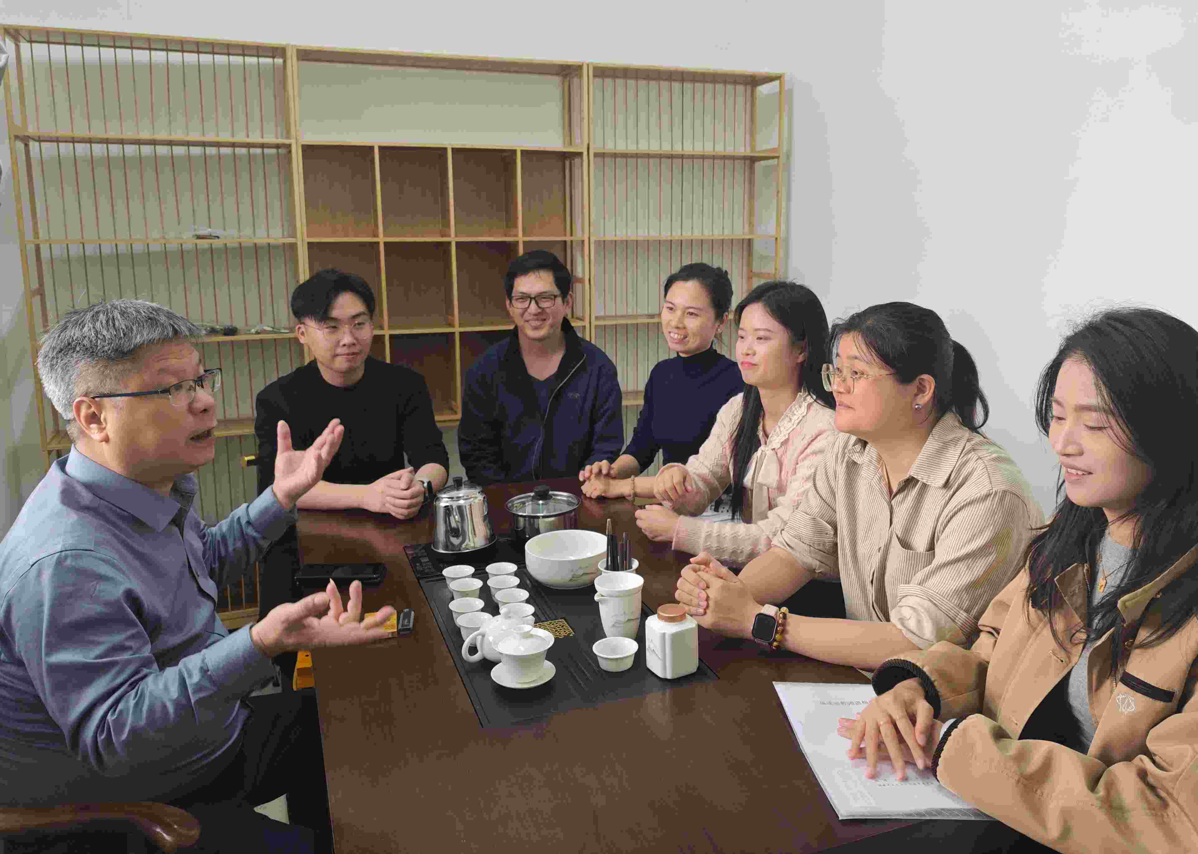 以茶育人，以技润心——数智商贸学院茶艺实训室