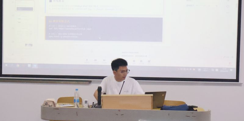 拥抱智能体时代，解锁职业新路径——人工智能应用学院开展AI Agent 主题讲座