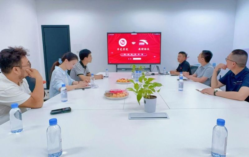 深化产教融合 共筑育人平台 —— 数智商贸学院走访安踏物流洽谈校企合作