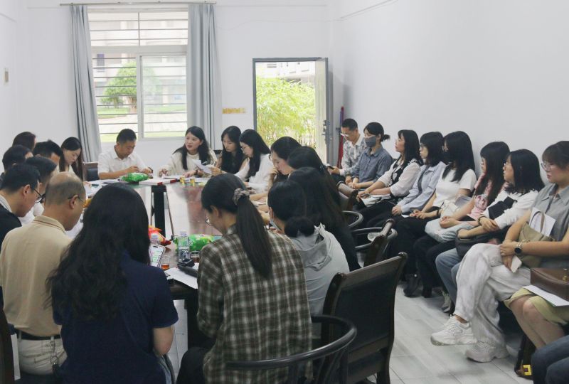 精准对接产业需求 共商人才培养大计 —— 我院财会教研室开展人才培养研讨会