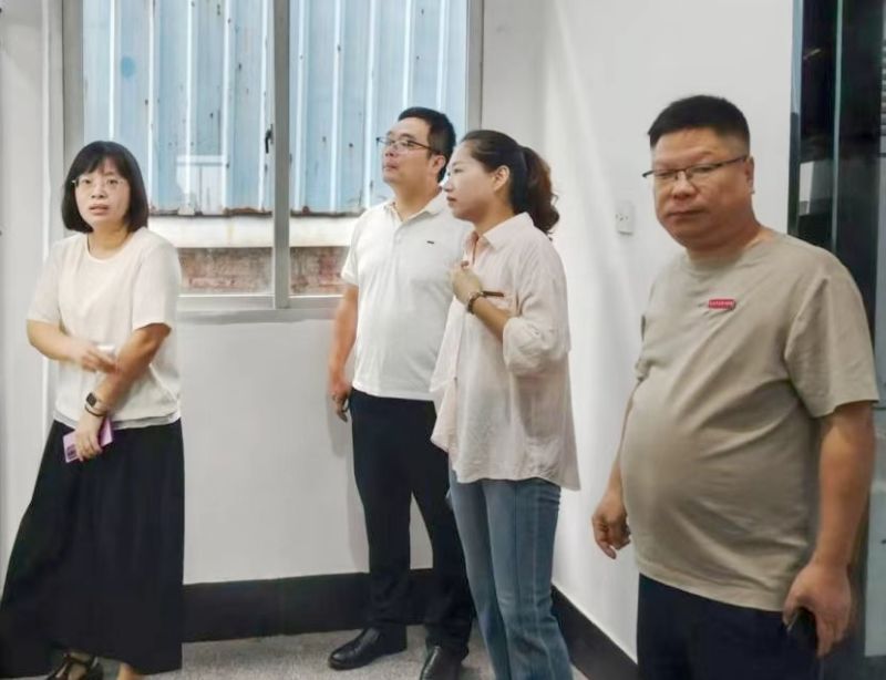 数智商贸学院领导深入“三新基地”巡查开学第一课